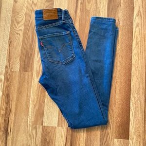 Levi’s 721 High Rise Skinny Blue Jeans 25